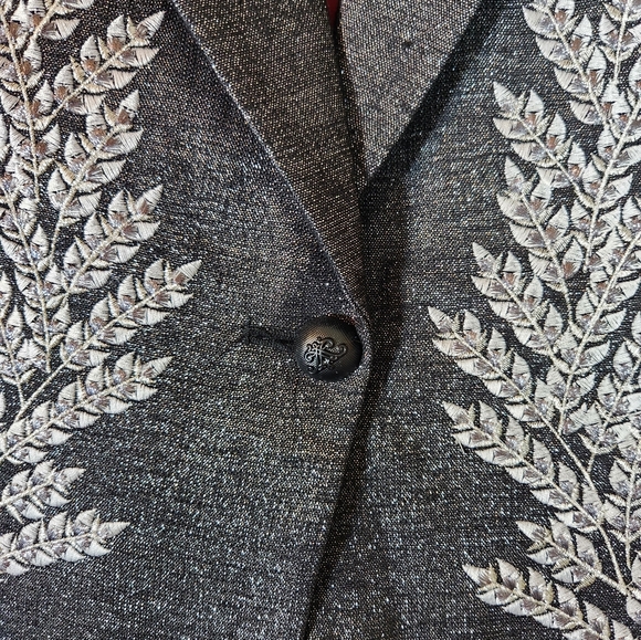 The Extreme Collection British Chic Estefania Blazer FW20 - Picture 7 of 13